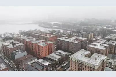 123 W 197th Street, Bronx, NY 10468 - Photo 17