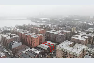 123 W 197th Street, Bronx, NY 10468 - Photo 9