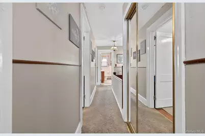 44 Remsen Street, Elmont, NY 11003 - Photo 23