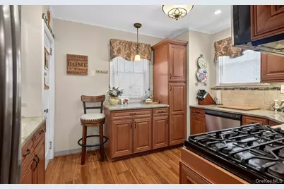 44 Remsen Street, Elmont, NY 11003 - Photo 13