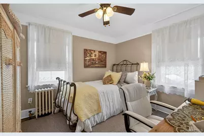 44 Remsen Street, Elmont, NY 11003 - Photo 25