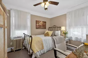 44 Remsen St, Elmont, NY 11003 - Photo 25