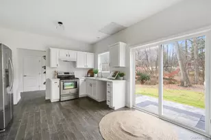 2685 Gregory St, Yorktown Heights, NY 10598 - Photo 13
