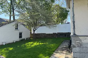 61 Nassau Ave, Glen Cove, NY 11542 - Photo 21