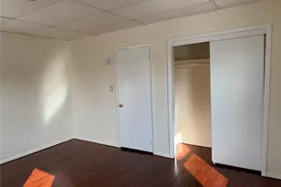 61 Nassau Ave, Glen Cove, NY 11542 - Photo 13