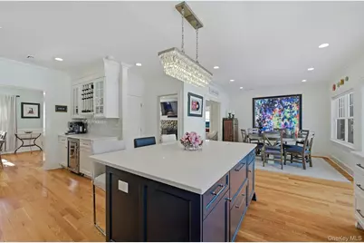 91 Bar Beach Road, Port Washington, NY 11050 - Photo 5