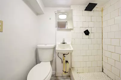 9056 184th Place, Hollis, NY 11423 - Photo 37