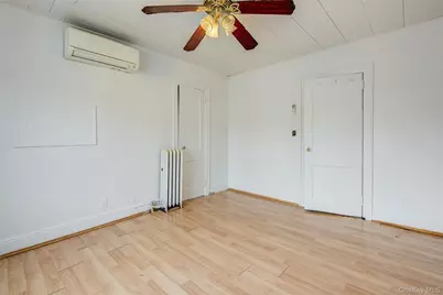 9056 184th Place, Hollis, NY 11423 - Photo 27