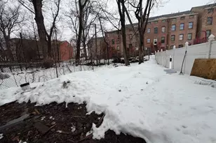 169 Chambers St, Newburgh, NY 12550 - Photo 15