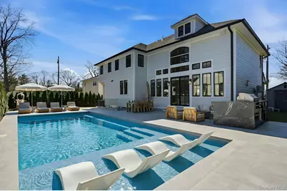 14 Oaklawn Avenue, Glen Head, NY 11545 - Photo 35