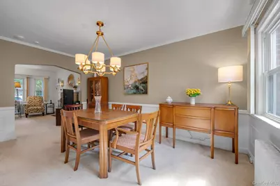 67 Maple Drive, New Hyde Park, NY 11040 - Photo 5