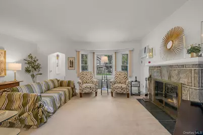 67 Maple Drive, New Hyde Park, NY 11040 - Photo 3