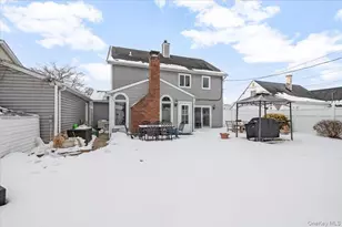 2489 2nd St, East Meadow, NY 11554 - Photo 27