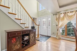 2489 2nd St, East Meadow, NY 11554 - Photo 5