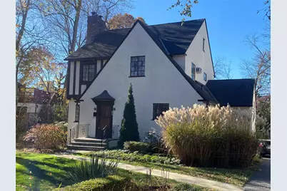 36 Farley Road, Scarsdale, NY 10583 - Photo 1