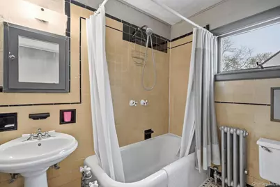 36 Farley Road, Scarsdale, NY 10583 - Photo 27