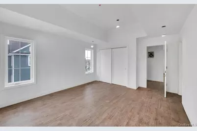 9 James Street S, East Rockaway, NY 11518 - Photo 17