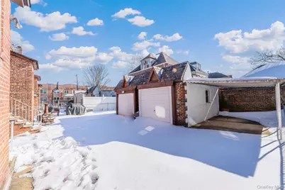 20612 50th Avenue, Oakland Gardens, NY 11364 - Photo 29