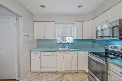 94 Harrison Avenue, Bethpage, NY 11714 - Photo 17