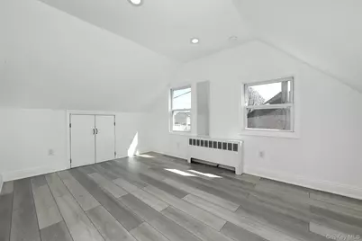 33 Robin, Levittown, NY 11756 - Photo 19