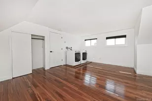 33 Robin, Levittown, NY 11756 - Photo 23