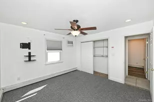 33 Robin, Levittown, NY 11756 - Photo 13