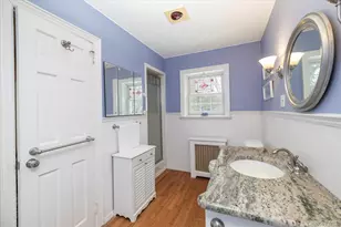 28 St Thomas Pl, Malverne, NY 11565 - Photo 19