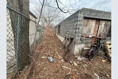 983 Crescent Street, Brooklyn, NY 11208 - Photo 3