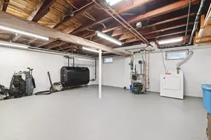 17 Ellington Dr, East Northport, NY 11731 - Photo 37