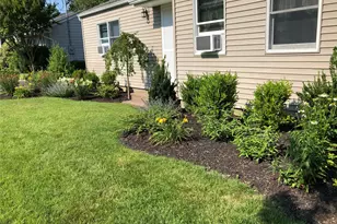 17 Ellington Dr, East Northport, NY 11731 - Photo 3