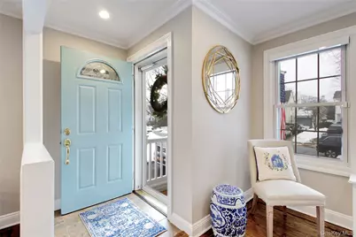 178 Carlton Terrace, Garden City, NY 11530 - Photo 3