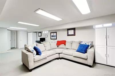 178 Carlton Terrace, Garden City, NY 11530 - Photo 15