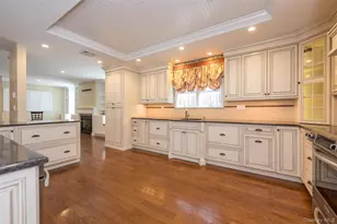 2854 Clarendon Rd, Oceanside, NY 11572 - Photo 11