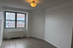 85-15 Main St, Kew Gardens, NY 11435 - Photo 15