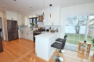 80-17 188th St, Jamaica, NY 11423 - Photo 23