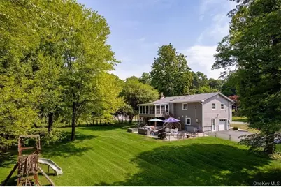 1 N Amundsen Lane, Airmont, NY 10901 - Photo 23