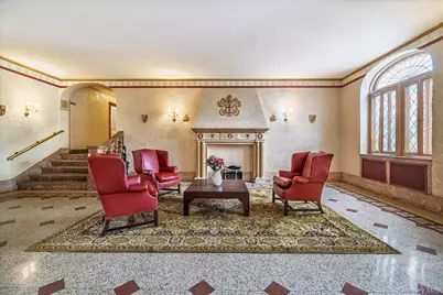 12 Hamilton Place #B6, Garden City, NY 11530 - Photo 3