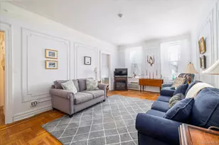 12 Hamilton Pl, Garden City, NY 11530 - Photo 7