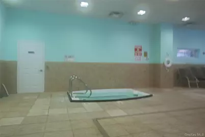 92 Pond View, Port Washington, NY 11050 - Photo 25