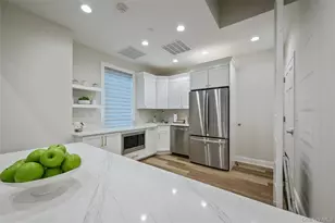 92 Pond View, Port Washington, NY 11050 - Photo 23