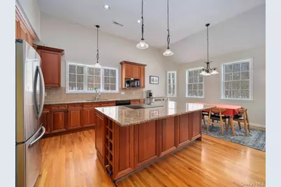 36 Horseshoe Path, Pawling, NY 12564 - Photo 5