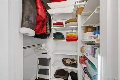 4784 Boston Post Road #B45, Pelham, NY 10803 - Photo 15