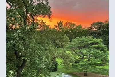 4784 Boston Post Road #B45, Pelham, NY 10803 - Photo 23