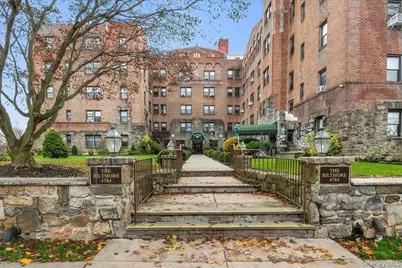 4784 Boston Post Road #B45, Pelham, NY 10803 - Photo 19