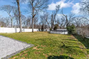 85 Joline Rd, Port Jefferson Station, NY 11776 - Photo 23