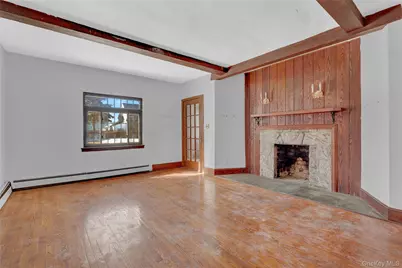 54 Surrey Lane, Hempstead, NY 11550 - Photo 7