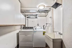 112 New Hyde Park Rd, Garden City, NY 11530 - Photo 27