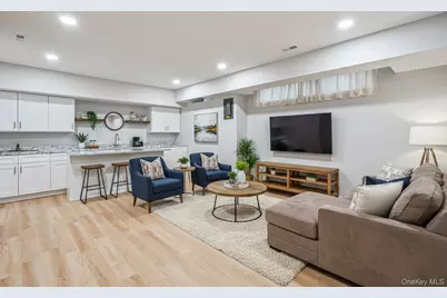 112 New Hyde Park Road, Garden City, NY 11530 - Photo 25