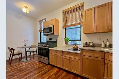 21-28 35 Street #1G, Astoria, NY 11105 - Photo 1