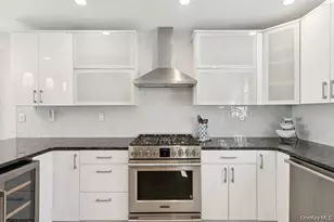 59 Delaware Ave, Long Beach, NY 11561 - Photo 9